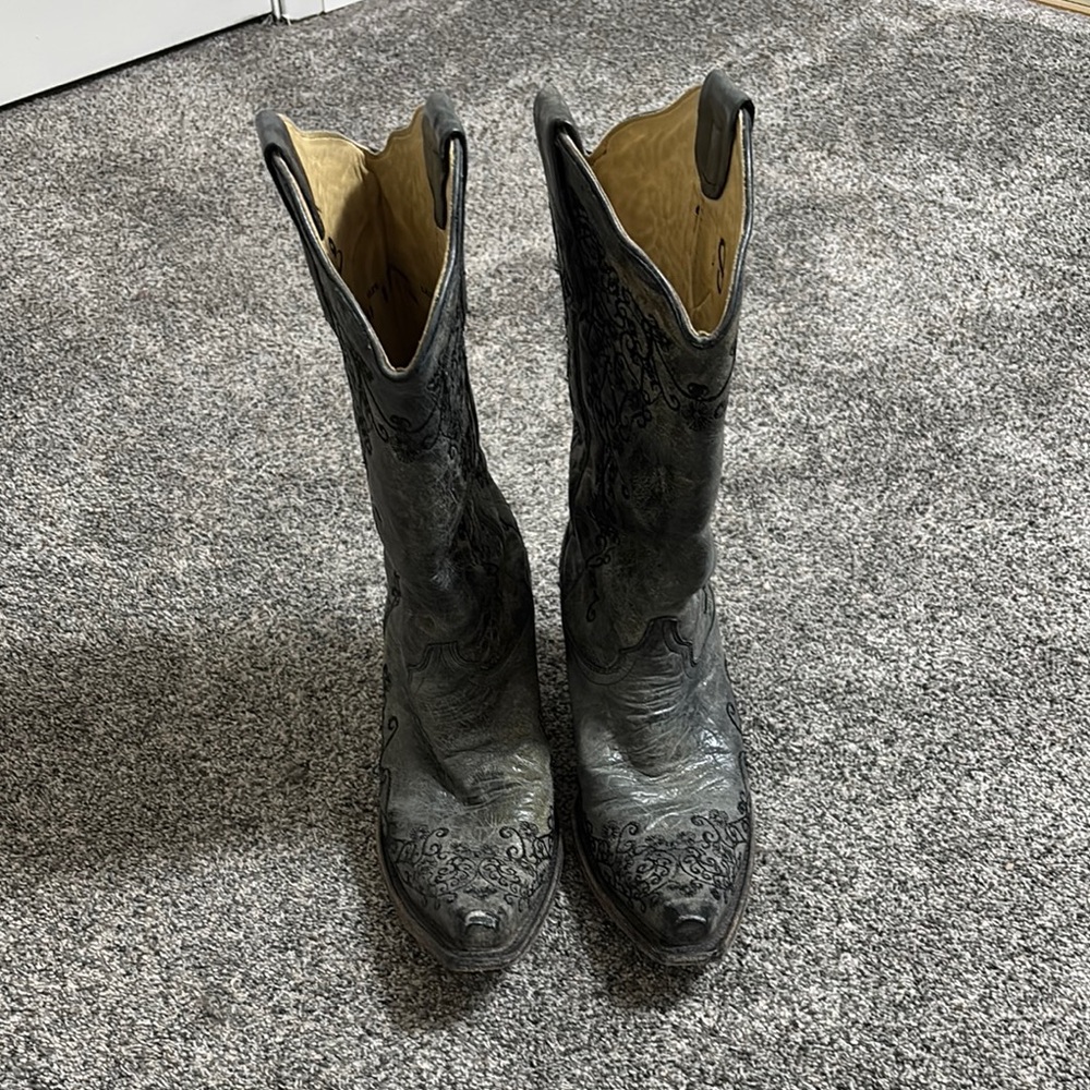 Women's Gray and Black Western Boots cowgirl cowboy